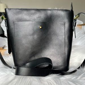 Madewell Transport Bucket Bag